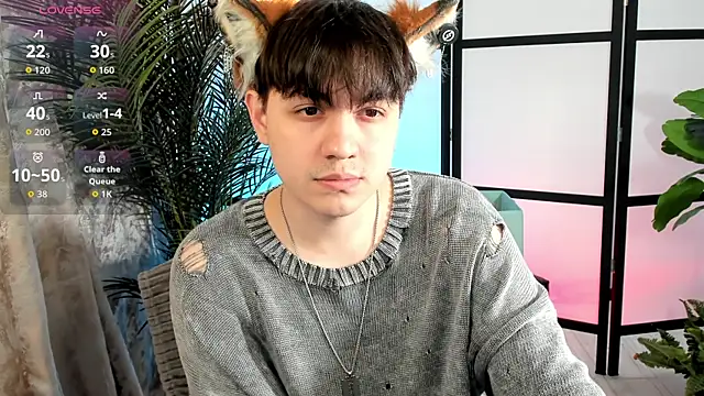 Snapshot of FetishFox chatting on July 2026 06:23:01 PM FetishFox online show from July 2026 06:23:01 PM