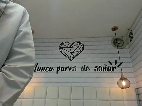 Aura sander4u online show from July 2026 06:32:01 PM