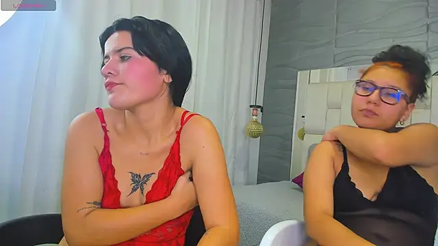 Lia  Kalifa online show from May 2026 06:00:01 AM