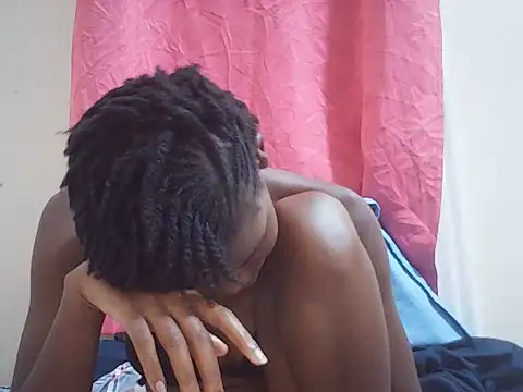 Bootylovet online show from June 2026 12:25:01 AM
