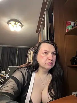 Snapshot of EvaBeautyXxX chatting on June 2026 11:17:01 PM EvaBeautyXxX online show from June 2026 11:17:01 PM