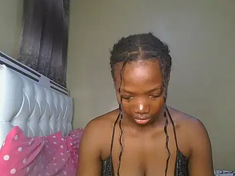 Snapshot of Mariana_150 chatting on June 2026 06:59:02 AM Mariana 150 online show from June 2026 06:59:02 AM