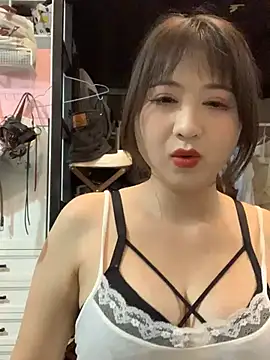 A-lanlan online show from May 2026 02:11:02 PM