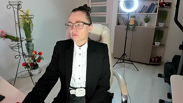 Vika73 online show from January 2026 07:57:02 AM