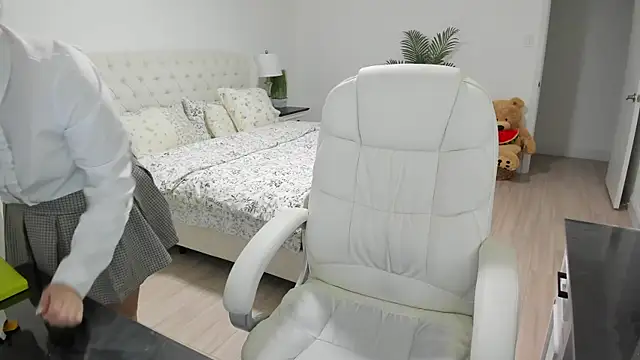 Vika73 online show from February 2026 12:27:01 PM