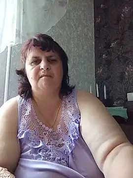 Snapshot of LisichkaOksana chatting on June 2026 08:28:01 AM LisichkaOksana online show from June 2026 08:28:01 AM
