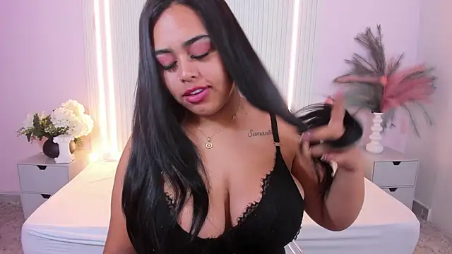 MiaLane3 online show from May 2026 11:51:02 AM