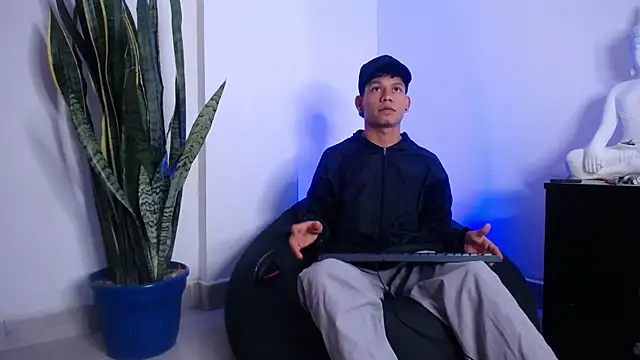 ThiagoFerrer  online show from May 2026 06:00:02 AM