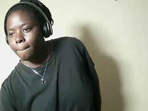 Snapshot of pink_kitty254 chatting on July 2026 01:14:01 PM pink kitty254 online show from July 2026 01:14:01 PM