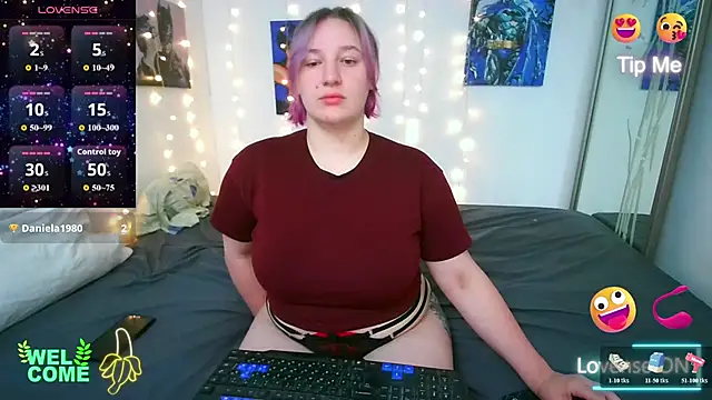 Annita Alyson online show from June 2026 07:16:02 PM