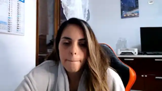 CampanulaHot online show from May 2026 11:03:01 PM