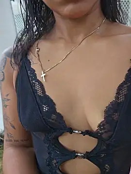 Snapshot of Andra_Barcelo chatting on May 2026 12:46:01 PM Andra Barcelo online show from May 2026 12:46:01 PM