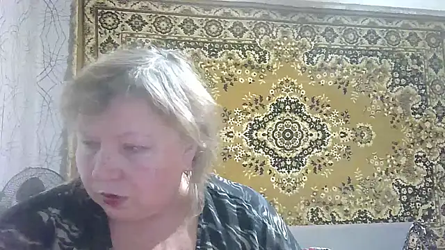 Snapshot of LediMelissa chatting on May 2026 01:44:01 AM LediMelissa online show from May 2026 01:44:01 AM