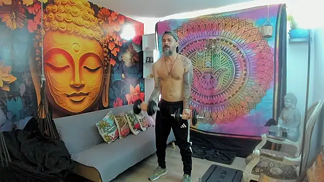 Miguel angeel  online show from May 2026 01:19:01 PM