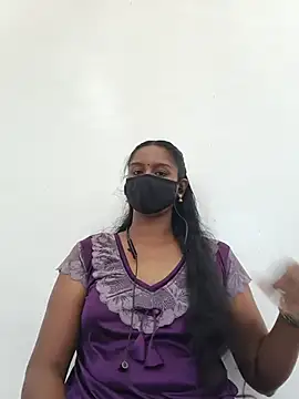 Snapshot of madhushree143 chatting on July 2026 05:34:01 AM madhushree143 online show from July 2026 05:34:01 AM