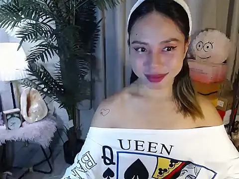 Snapshot of Super_Hot_BunnyXX chatting on May 2026 11:49:02 AM Super Hot BunnyXX online show from May 2026 11:49:02 AM