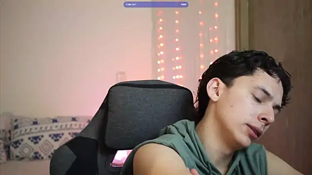 Snapshot of archi_love chatting on April 2026 05:21:01 AM archi love online show from April 2026 05:21:01 AM