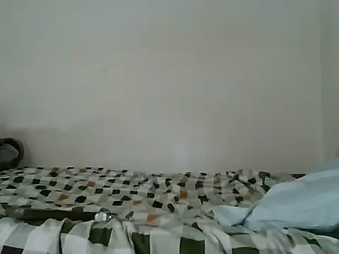 prettyglowing online show from May 2026 05:30:01 PM