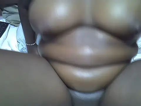 Snapshot of Horny-quen chatting on July 2026 02:33:01 PM Horny-quen online show from July 2026 02:33:01 PM