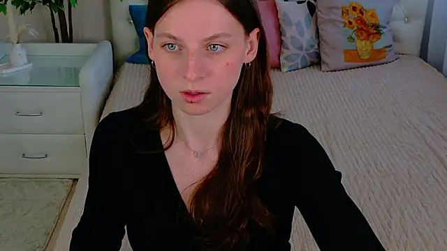 Dolce moments  online show from June 2026 05:31:02 AM