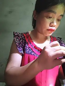 Snapshot of Emma-sin chatting on June 2026 01:06:02 PM Emma-sin online show from June 2026 01:06:02 PM