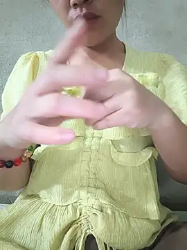 Snapshot of Emma-sin chatting on July 2026 05:35:02 AM Emma-sin online show from July 2026 05:35:02 AM