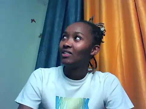 Snapshot of sower_velvet chatting on May 2026 08:28:01 PM sower velvet online show from May 2026 08:28:01 PM