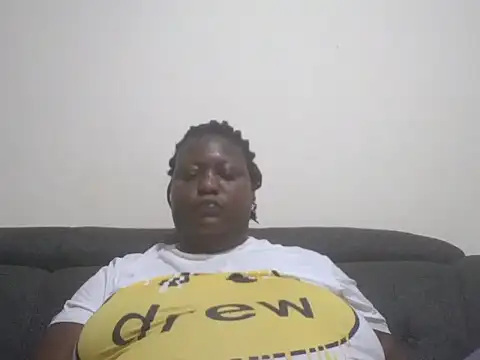 Snapshot of fat_ebonyqueen chatting on June 2026 08:02:02 PM fat ebonyqueen online show from June 2026 08:02:02 PM