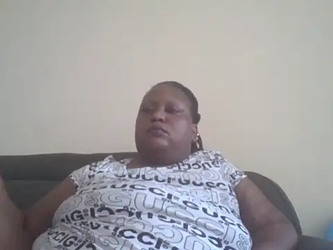 Snapshot of fat_ebonyqueen chatting on July 2026 01:50:01 PM fat ebonyqueen online show from July 2026 01:50:01 PM