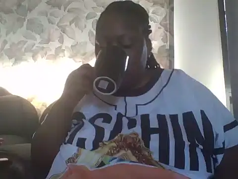 Snapshot of fat_ebonyqueen chatting on July 2026 05:56:02 AM fat ebonyqueen online show from July 2026 05:56:02 AM