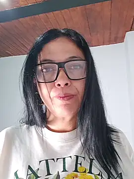 Snapshot of Scarlett_Valnyx chatting on May 2026 12:57:02 PM Scarlett Valnyx online show from May 2026 12:57:02 PM