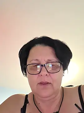 Snapshot of Diana_Diafan chatting on May 2026 07:15:01 PM Diana Diafan online show from May 2026 07:15:01 PM