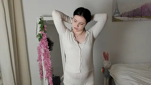 Snapshot of rizz_caprice_ chatting on May 2026 06:37:01 PM rizz caprice online show from May 2026 06:37:01 PM