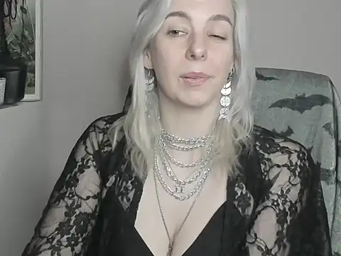 velvetanne online show from July 2026 10:21:02 AM