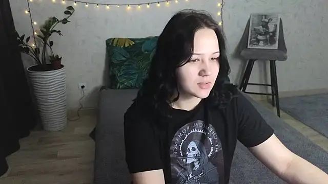 Tori cute online show from May 2026 12:41:02 AM