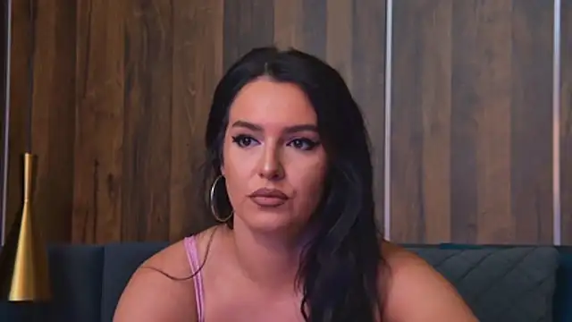 Snapshot of JennifferGray chatting on July 2026 05:11:01 AM JennifferGray online show from July 2026 05:11:01 AM