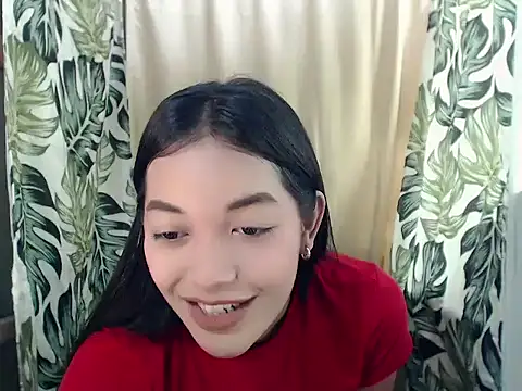 Snapshot of itsme_gwen chatting on June 2026 04:48:02 AM itsme gwen online show from June 2026 04:48:02 AM