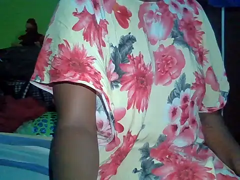 Snapshot of Big_mama1 chatting on May 2026 11:24:02 PM Big mama1 online show from May 2026 11:24:02 PM