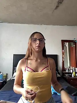 Snapshot of aria_rousse3 chatting on May 2026 02:12:01 PM aria rousse3 online show from May 2026 02:12:01 PM