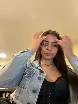 Snapshot of Hanna_Cruz_ chatting on July 2026 04:33:02 PM Hanna Cruz online show from July 2026 04:33:02 PM