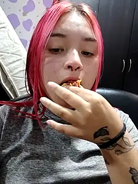 Arianna 01 online show from May 2026 04:25:01 PM