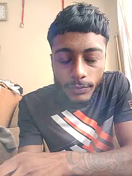 favoritepapi online show from May 2026 09:04:01 AM