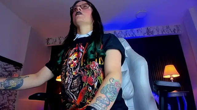 EvangelineJoness online show from June 2026 12:06:02 PM
