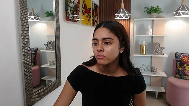 Snapshot of _Lucy_Grey_ chatting on May 2026 11:05:01 AM Lucy Grey online show from May 2026 11:05:01 AM