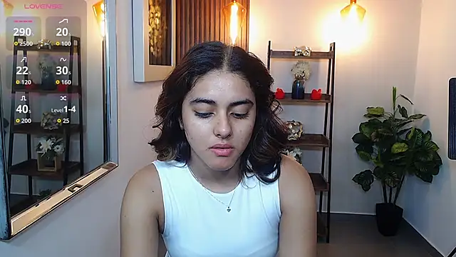 Snapshot of _Lucy_Grey_ chatting on June 2026 11:08:02 AM Lucy Grey online show from June 2026 11:08:02 AM