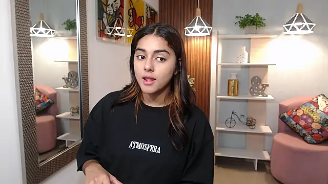 Snapshot of _Lucy_Grey_ chatting on June 2026 11:09:02 AM Lucy Grey online show from June 2026 11:09:02 AM