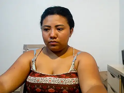Snapshot of Ambber_Smith chatting on June 2026 12:01:02 AM Ambber Smith online show from June 2026 12:01:02 AM