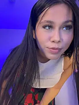 Snapshot of JuliettaSantori chatting on June 2026 02:29:01 AM JuliettaSantori online show from June 2026 02:29:01 AM
