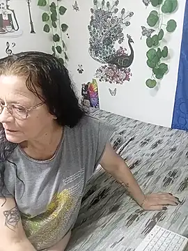 Snapshot of katrinna_ chatting on July 2026 11:33:02 PM katrinna online show from July 2026 11:33:02 PM