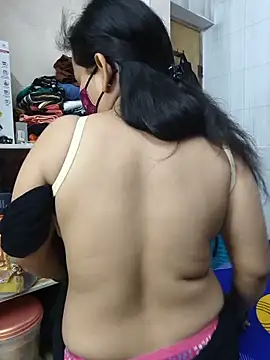 shalini gupta05 online show from June 2026 04:32:01 PM
